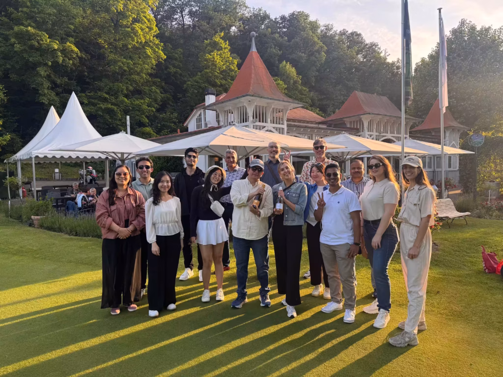 Platzreife Golf Anfänger erhalten ihr DGV-Zertifikat im Golfclub Bad Nauheim