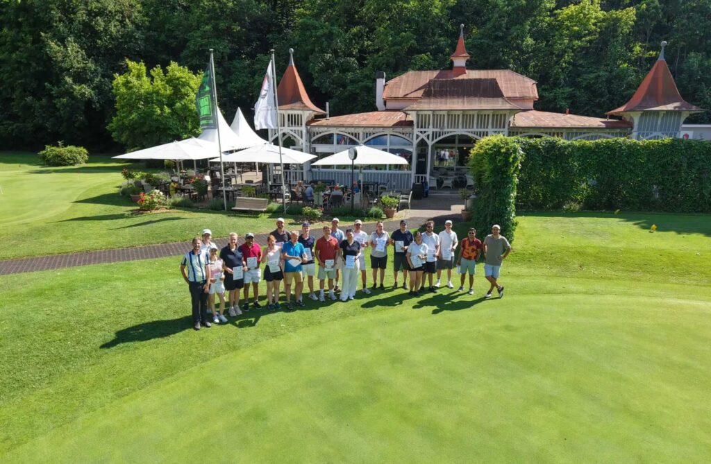 Wie lange dauert die Platzreife im Golf?